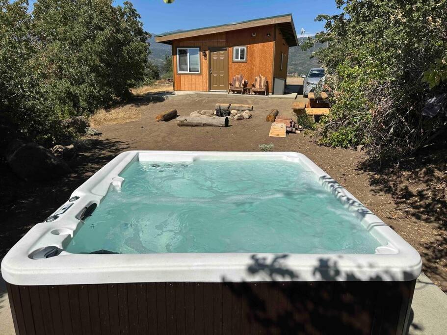 Walnut Cottage Badger Exterior foto